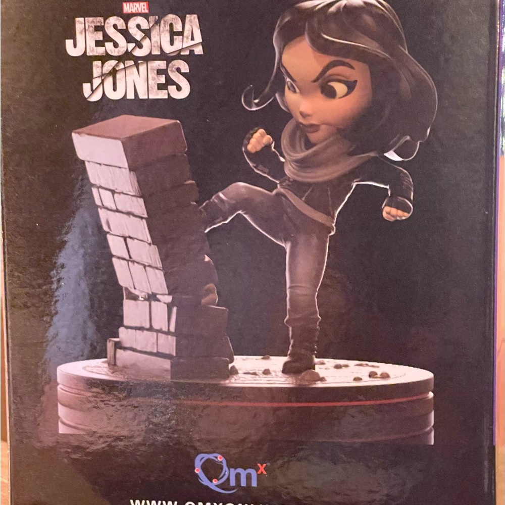 Loot Crate Jessica Jones QMx Figure